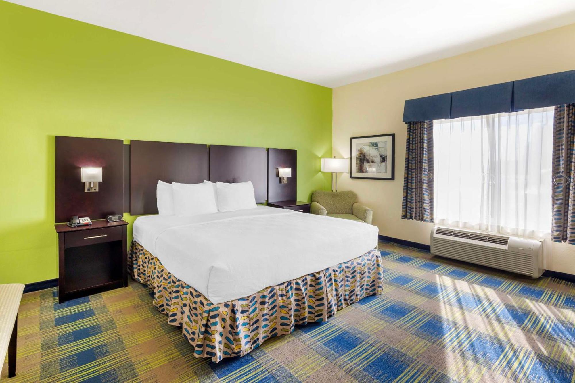 Best Western Plus Pratt Exterior foto