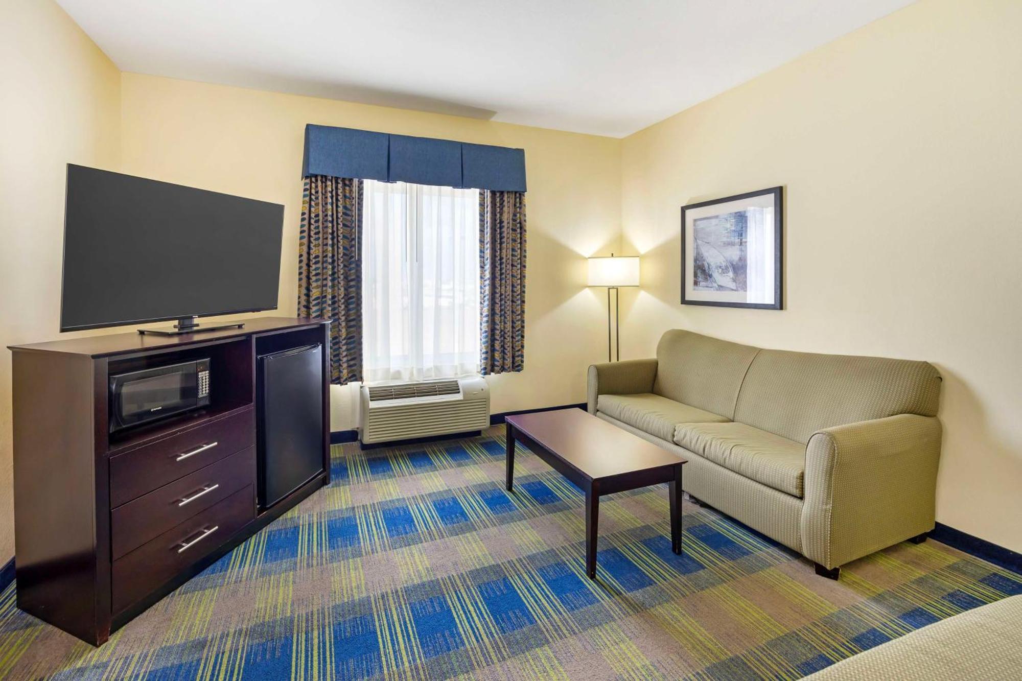 Best Western Plus Pratt Exterior foto